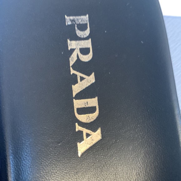 Prada Black Leather Monogram Sandals Size 8 Excellent Condition - Picture 2 of 15